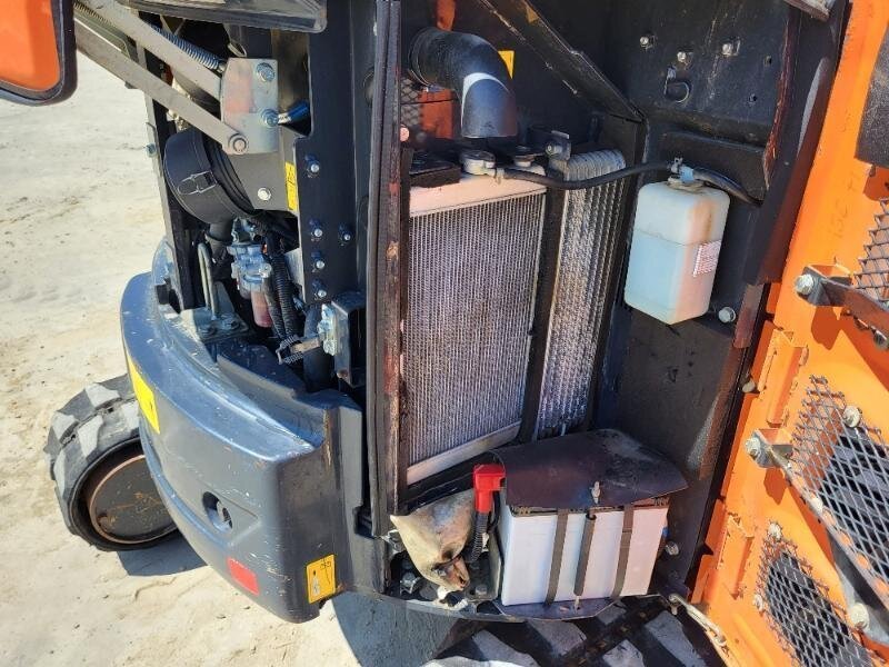 HITACHI ZX26U-5 + 3 GODETS – Image 13