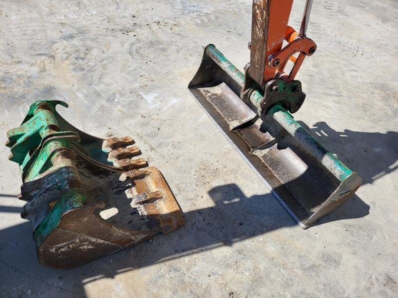 HITACHI ZX26U-5 + 3 GODETS – Image 14