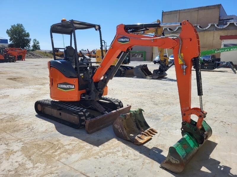 HITACHI ZX26U-5 + 3 GODETS – Image 7