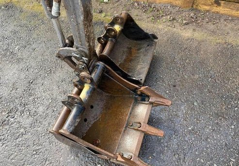 VOLVO EC15 C – Image 11