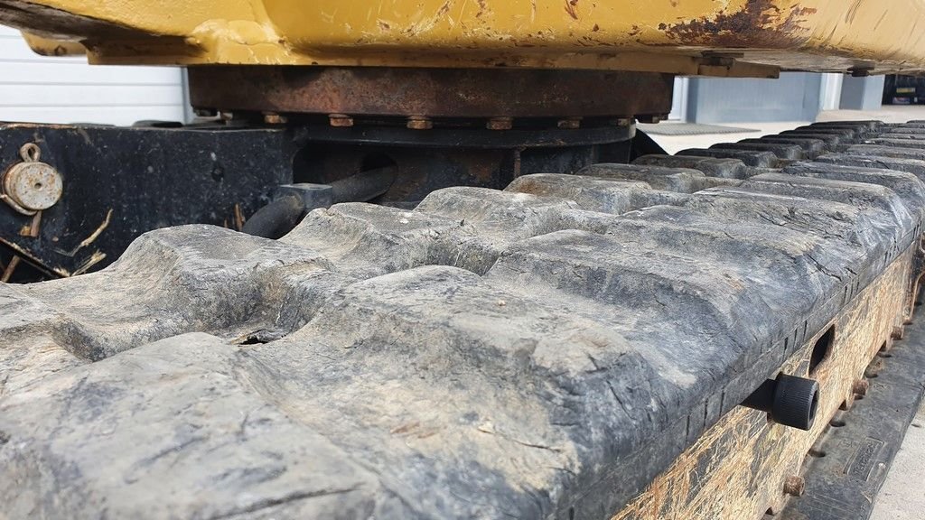 CAT 302.2D 2,1 T + 3 GODETS – Image 11