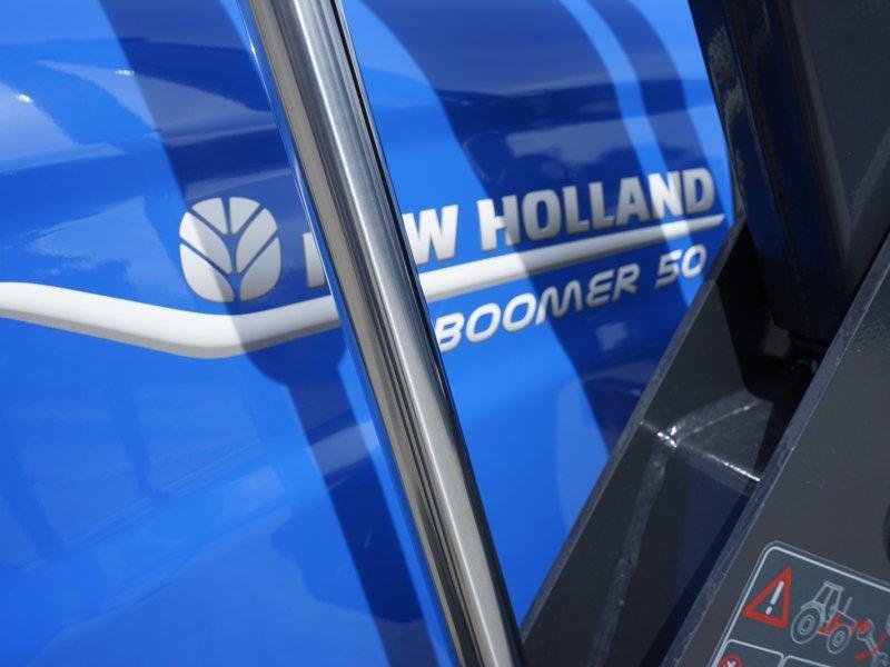 New Holland Boomer50 – Image 8