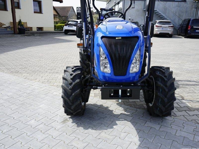 New Holland Boomer50 – Image 20