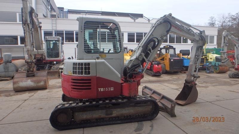 Takeuchi 153 FR – Image 6