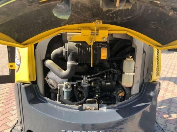 YANMAR VIO 25.3 + 4 Godets – Image 3