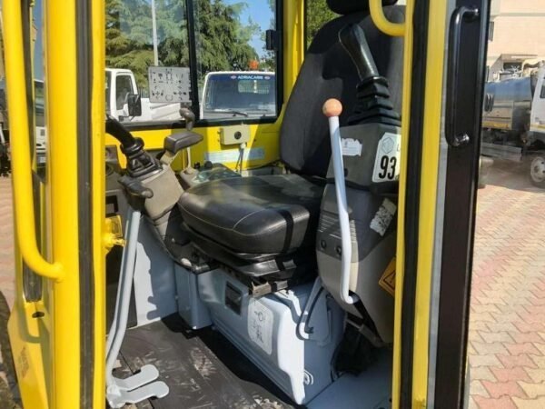 YANMAR VIO 25.3 + 4 Godets – Image 7