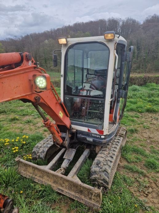 Kubota U25-3, 2,5T + 3 GODETS – Image 6