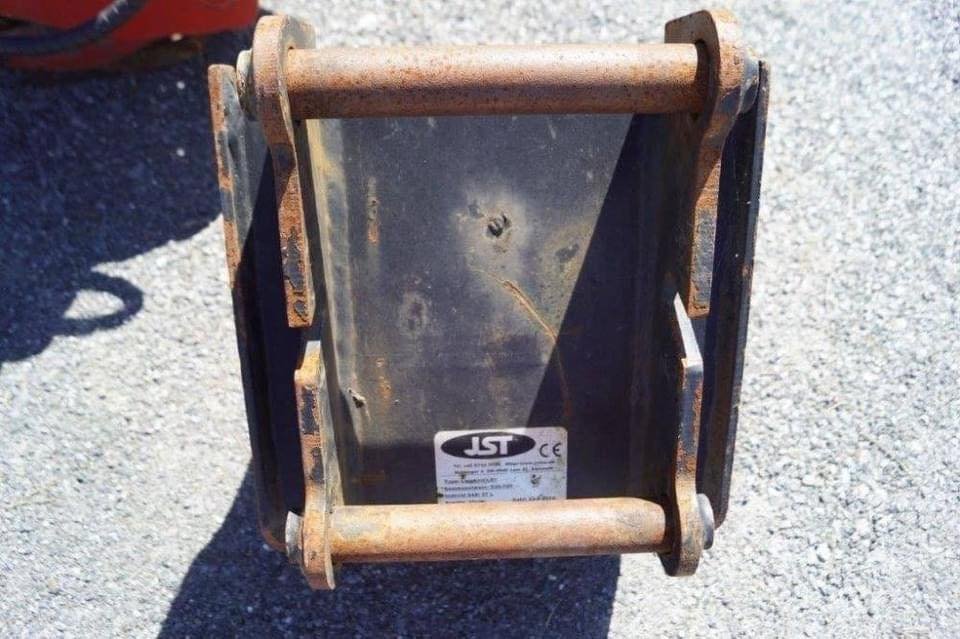 2017 CATERPILLAR 301.7D + 3 GODETS + REMORQUE – Image 8