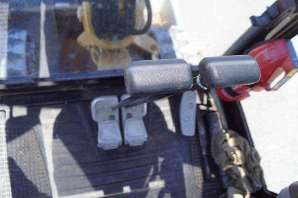 2017 CATERPILLAR 301.7D + 3 GODETS + REMORQUE – Image 10