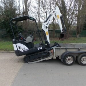 Bobcat E14, 1.5T 2013 et remorque 2,6T