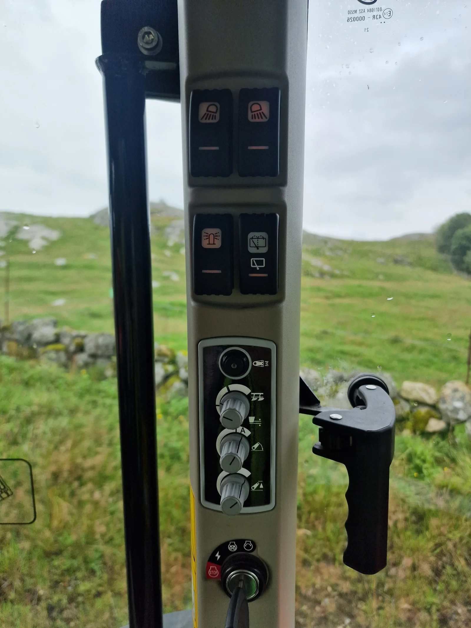 Massey Ferguson 4710M Dyna 2 – 2021 – Image 34