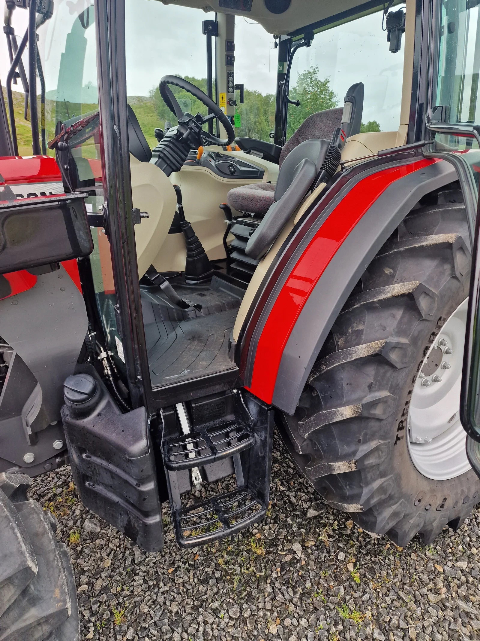 Massey Ferguson 4710M Dyna 2 – 2021 – Image 30