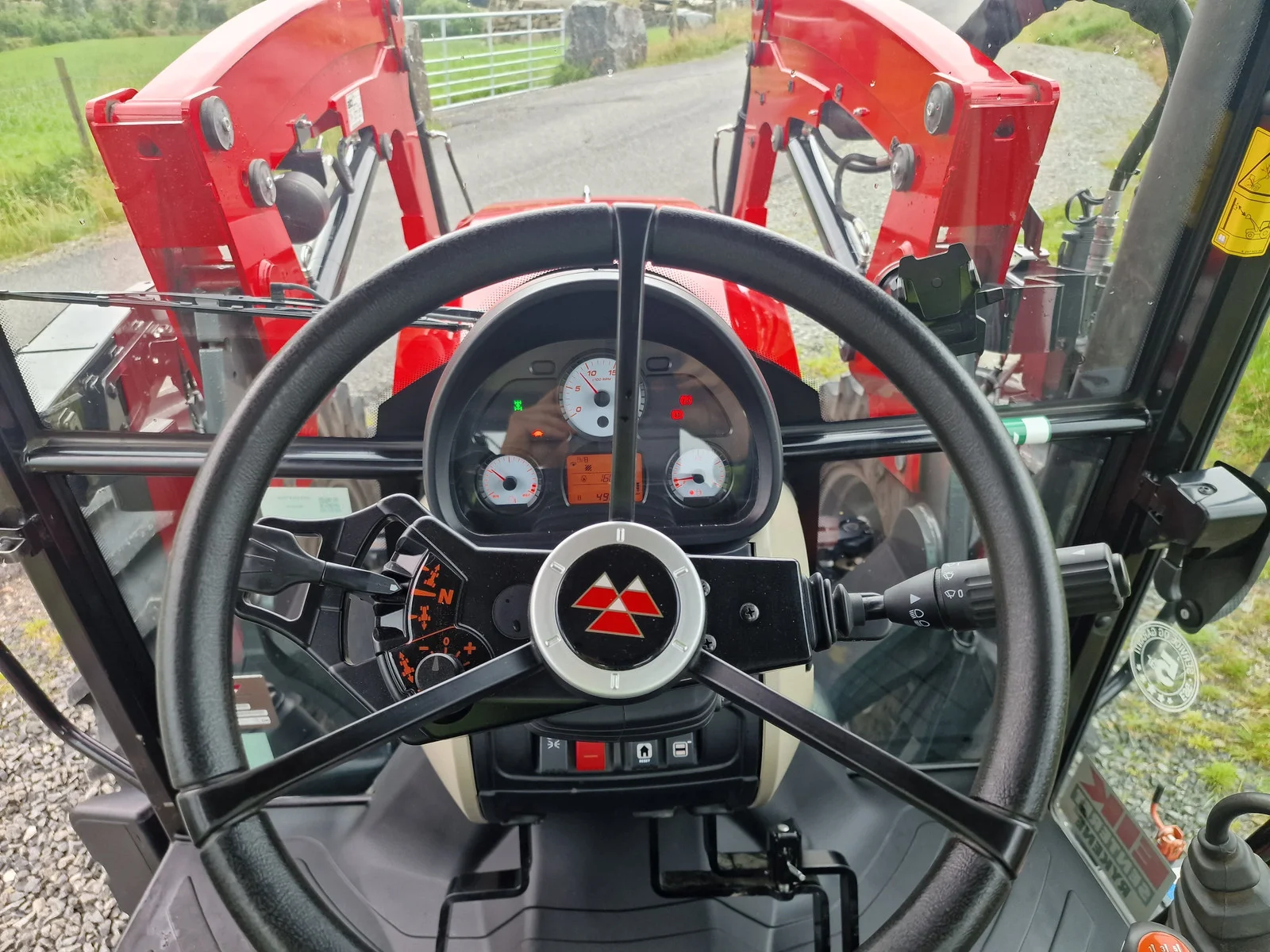 Massey Ferguson 4710M Dyna 2 – 2021 – Image 43
