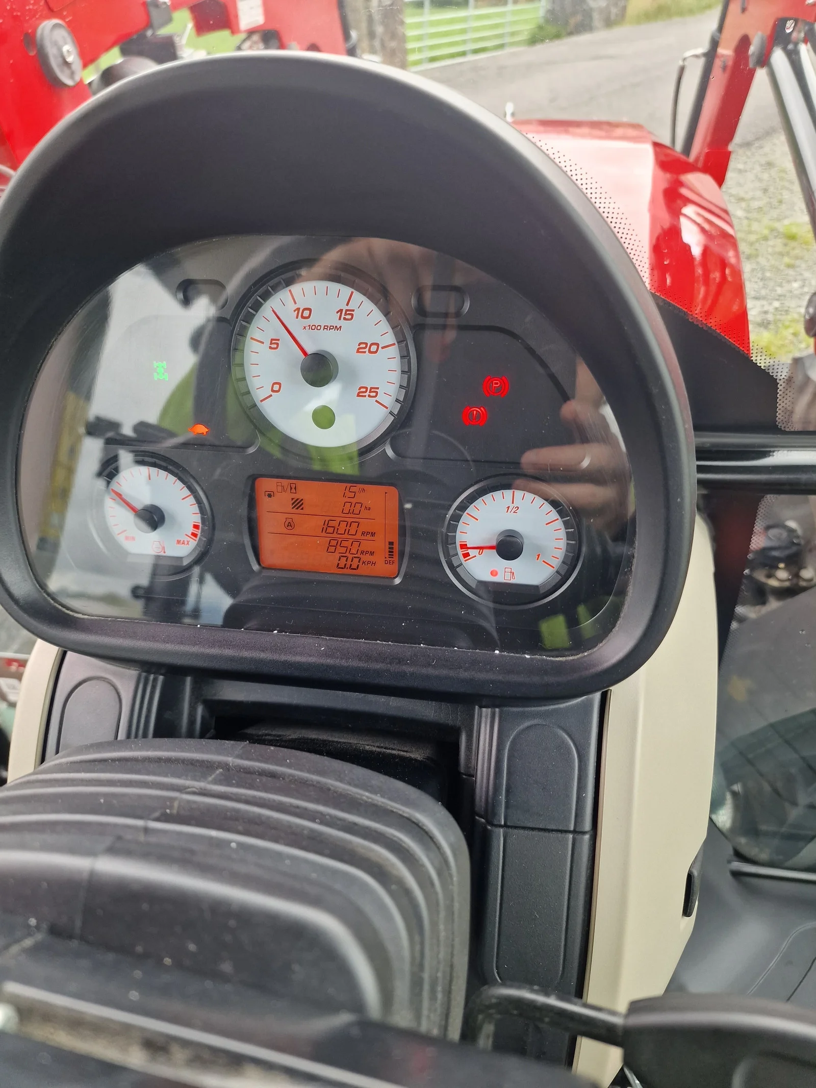 Massey Ferguson 4710M Dyna 2 – 2021 – Image 41