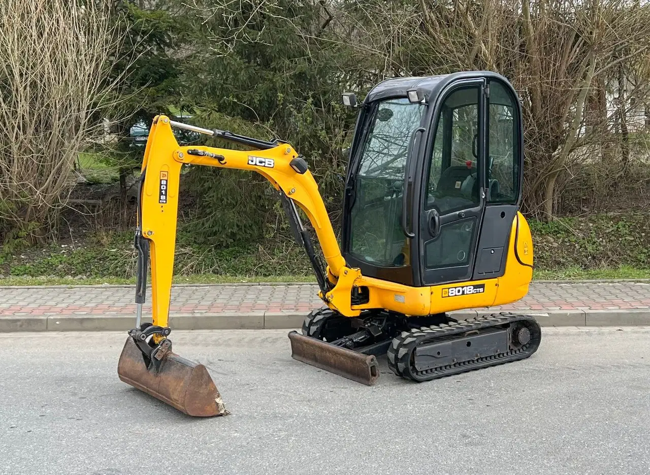 JCB 8018 CTS - 1,8T