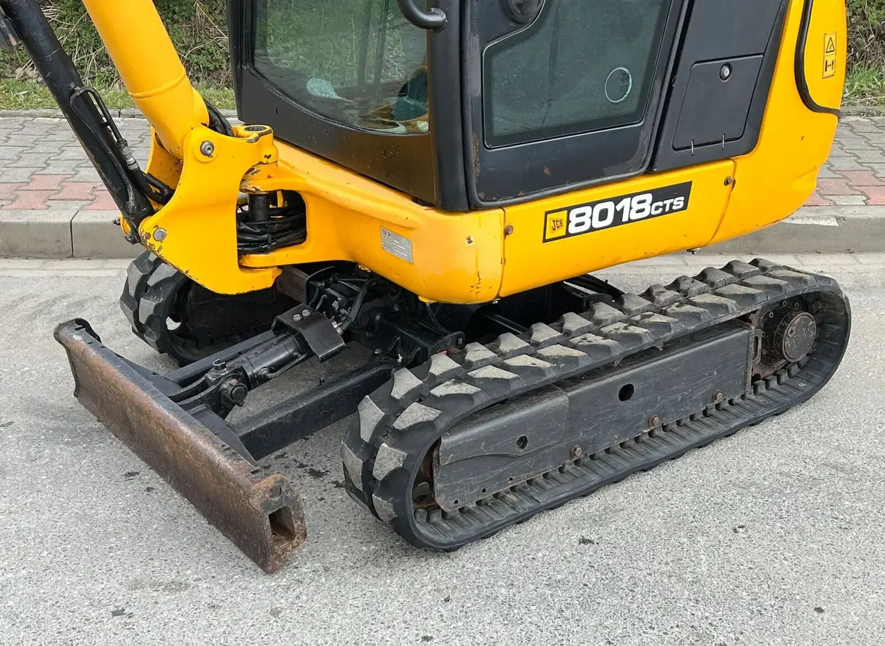 JCB 8018 CTS - 1,8T – Image 5