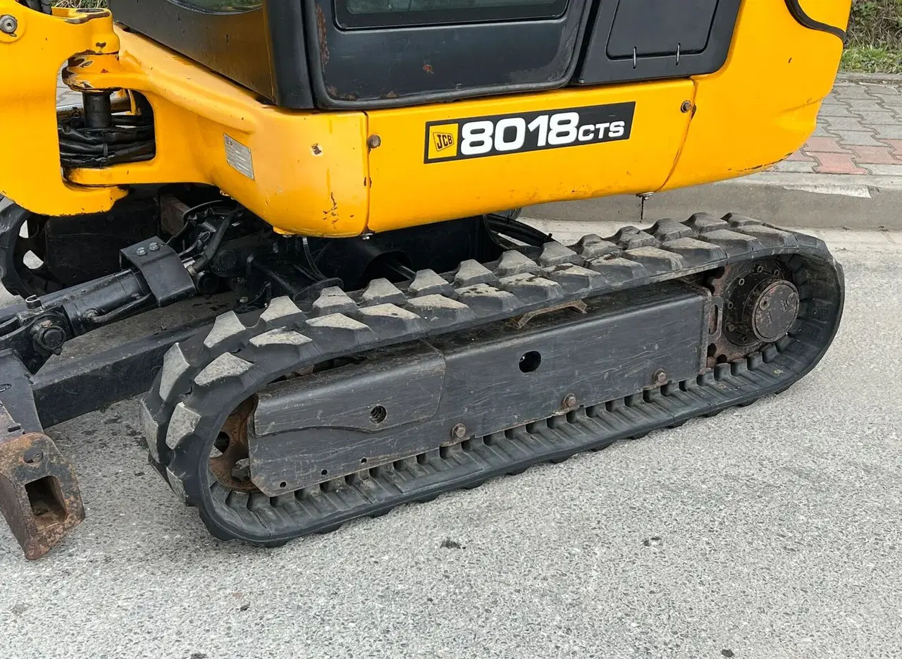 JCB 8018 CTS - 1,8T – Image 8
