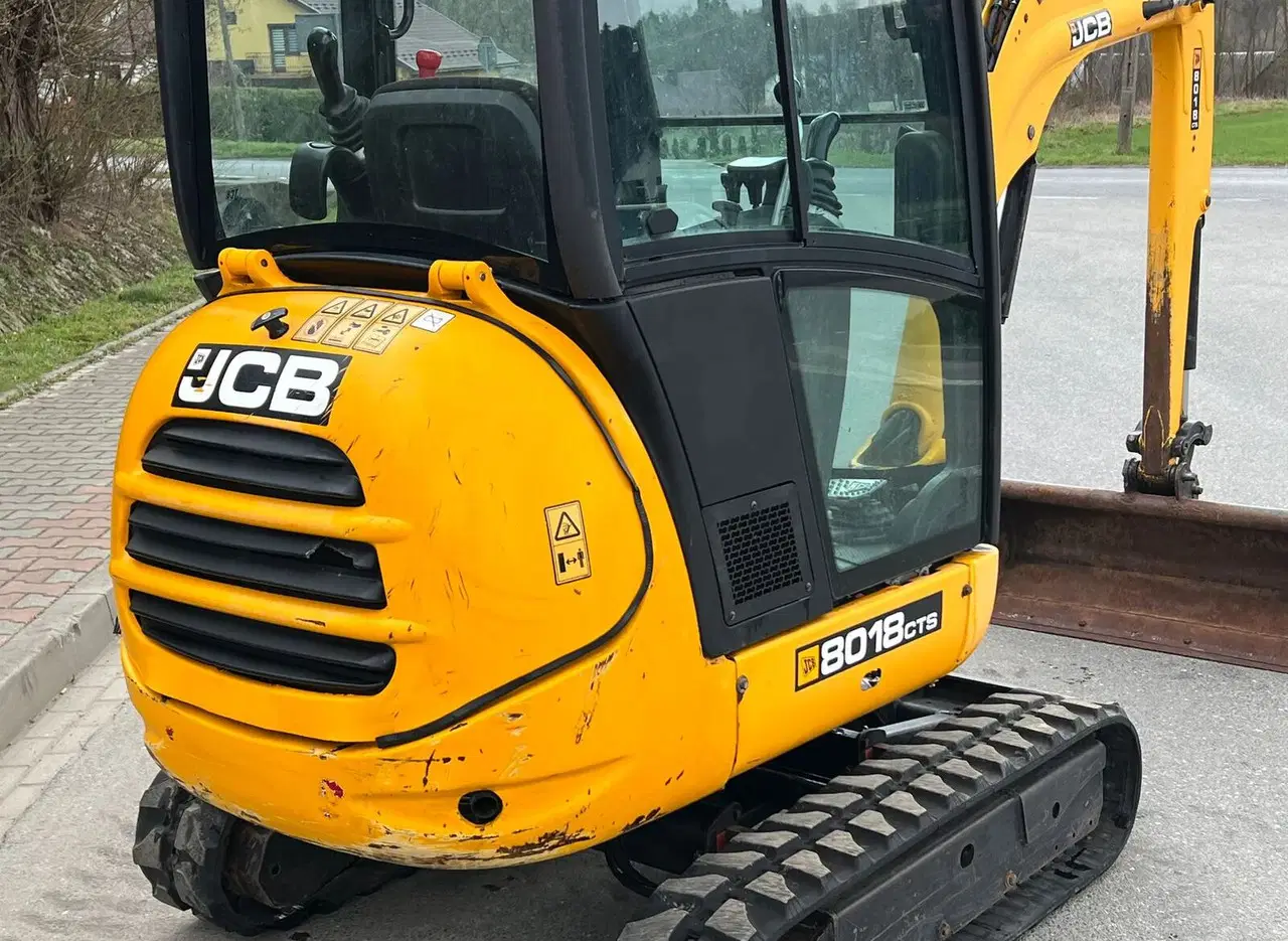 JCB 8018 CTS - 1,8T – Image 19