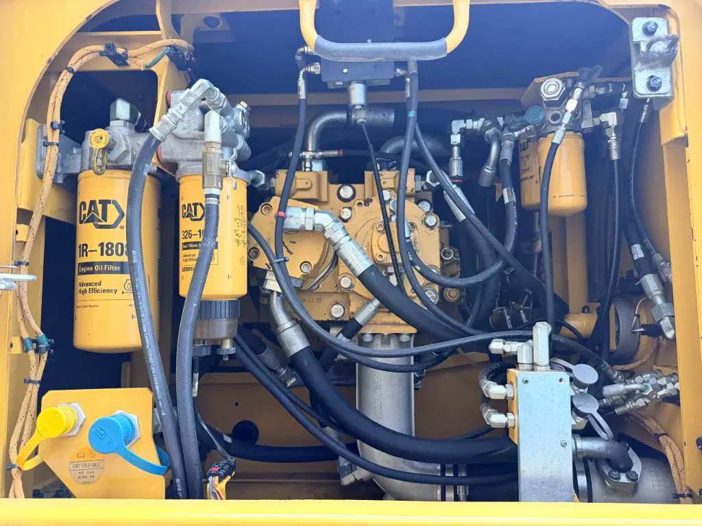 Caterpillar L 336F - 37T – Image 11