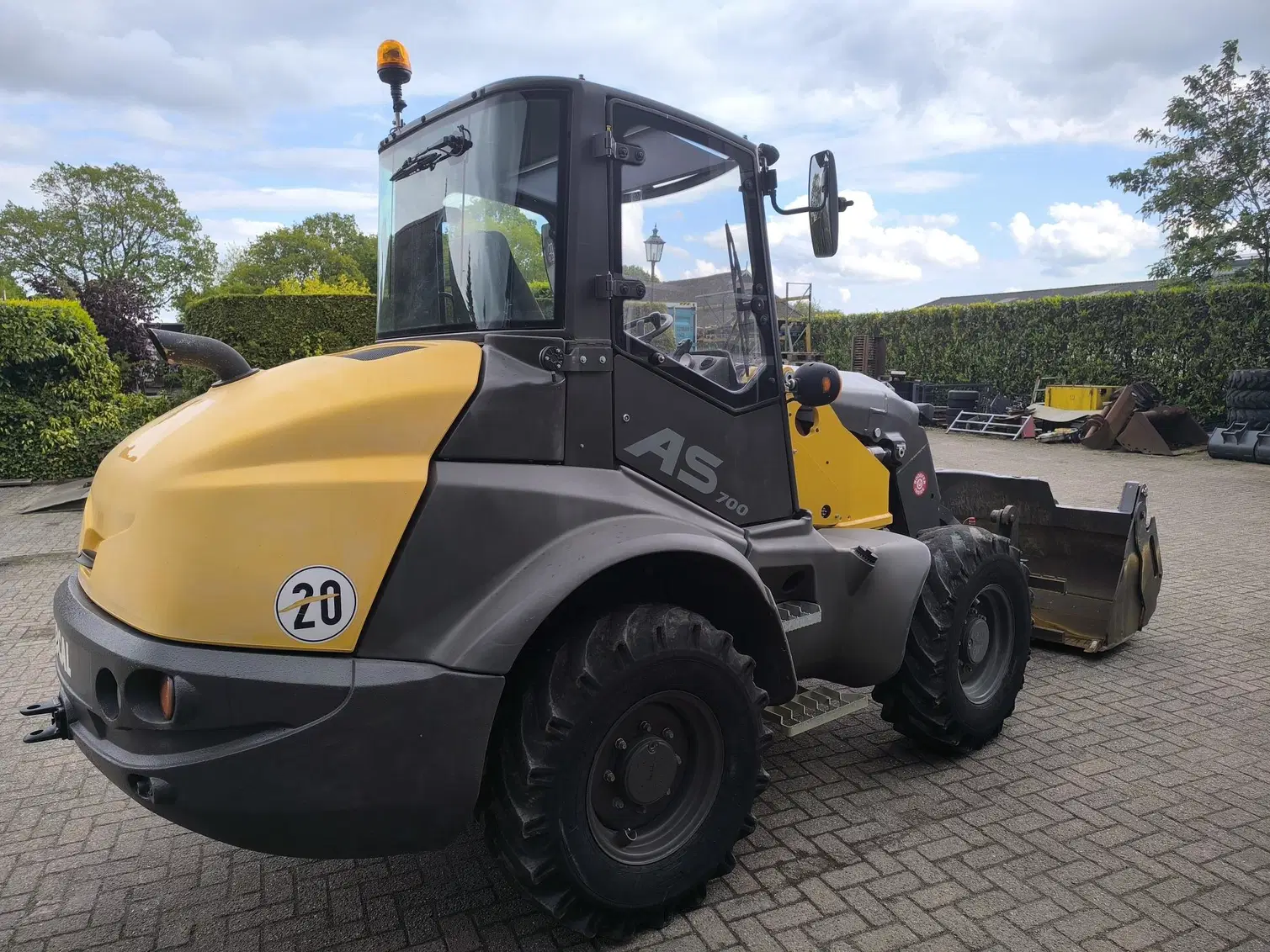 Mecalac AS 700 – Image 6