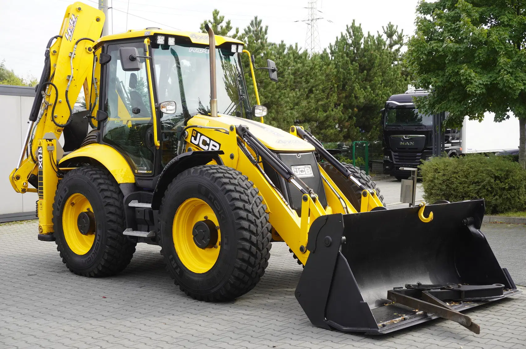 JCB 4CX PRO – Image 4