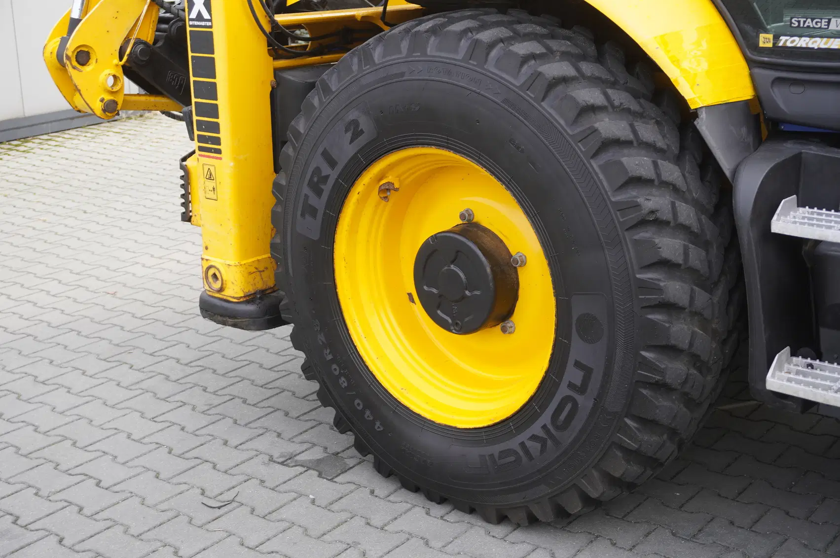 JCB 4CX PRO – Image 7